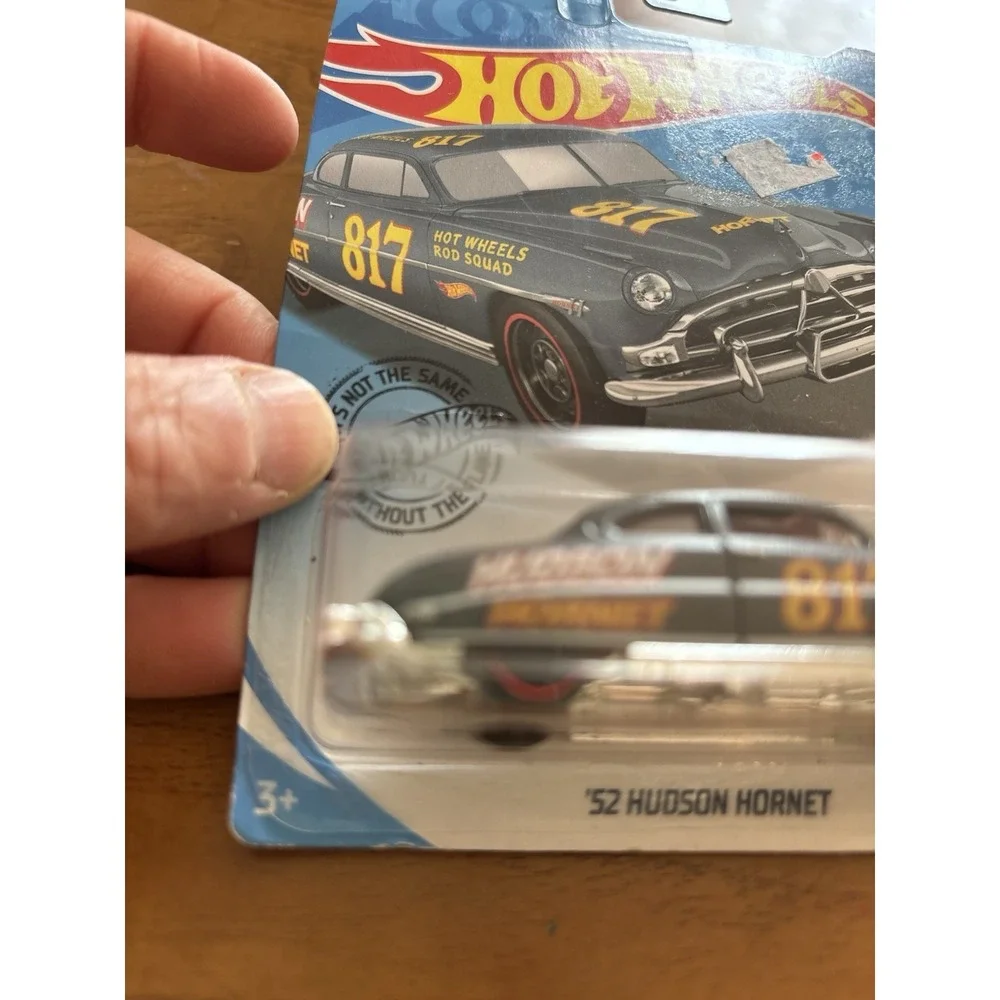 Hot Wheels '52 Hudson Hornet 817‎ Blue Diecast 1:64 Rod Squad Series Car 2017
